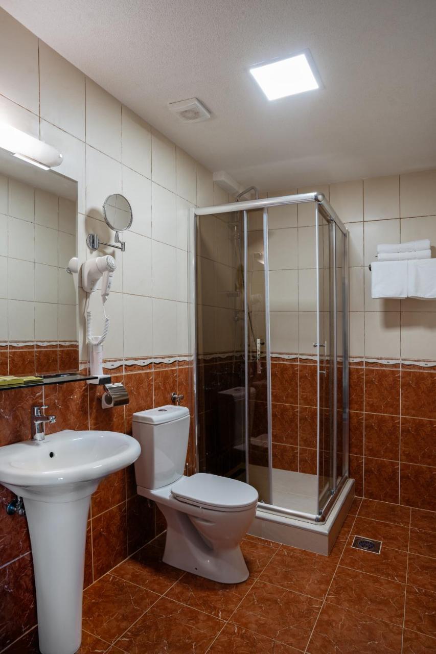 Romantique Veles Hotel Ngoại thất bức ảnh